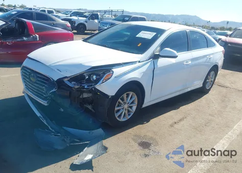 2019 Hyundai Sonata Se z USA, uszkodzony, nr VIN 5NPE24AF1KH744335